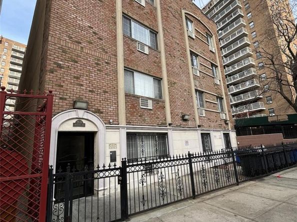 2135 Crotona Avenue 2B, Bronx NY 10457