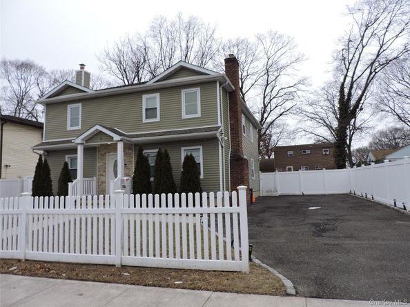 9 Bainbridge Street, Roosevelt NY 11575