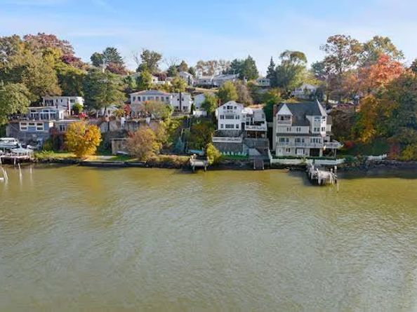 31 Wayne Avenue, Verplanck NY 10596