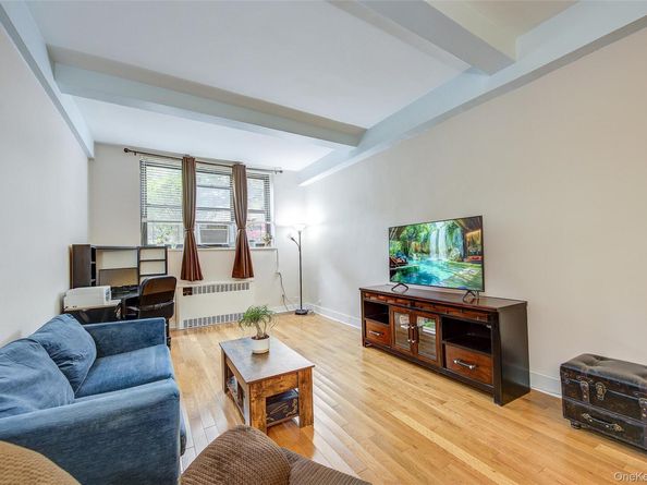 67-35 Yellowstone Boulevard 1J, Forest Hills NY 11375