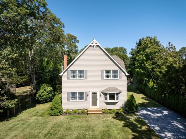 20 Hampton Road, Hampton Bays NY 11946