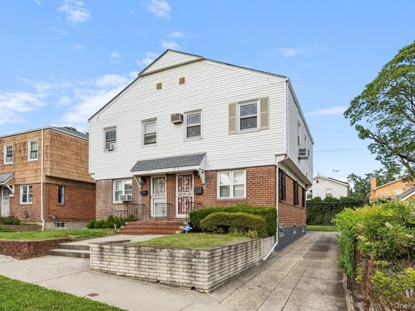 61-31 182nd Street, Fresh Meadows NY 11365