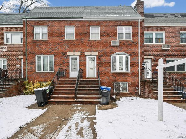 8505 67th Drive, Rego Park NY 11374