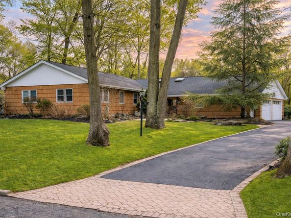 38 Arista Drive, Dix Hills NY 11746