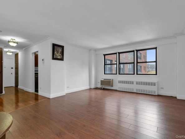 579 W 215th Street 7C, New York (Manhattan) NY 10034