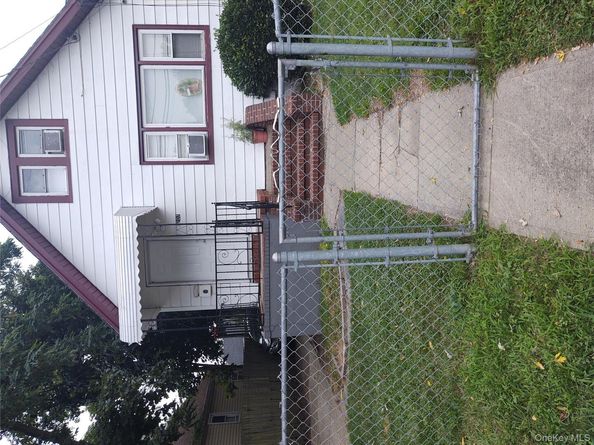 Undisclosed Address #977536, Freeport NY 11520