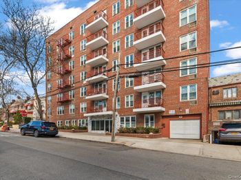 65-15 Alderton Street