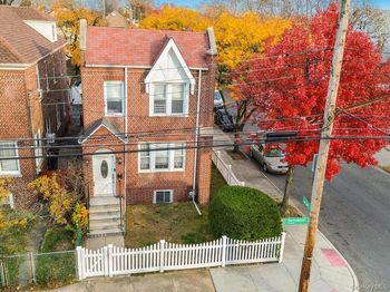 1352 Hollywood Avenue