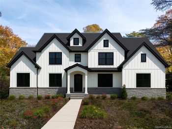 81 Old Broadway Avenue