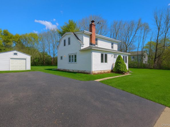 1932 Joshuas Path, Central Islip NY 11722