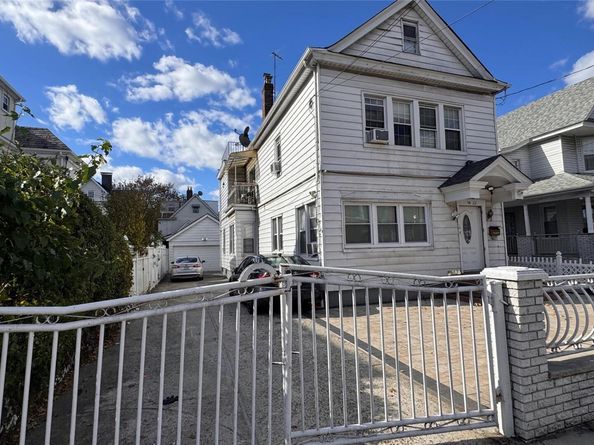 9422 Lefferts Boulevard, Jamaica NY 11419