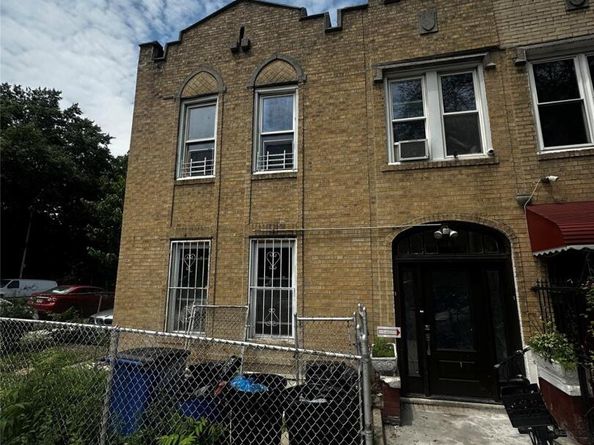 1661 East 172nd Street, Bronx NY 10472