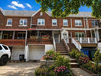 48-40 39th Street