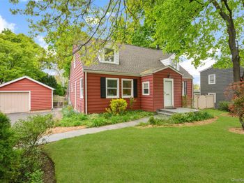 925 Old Post Road