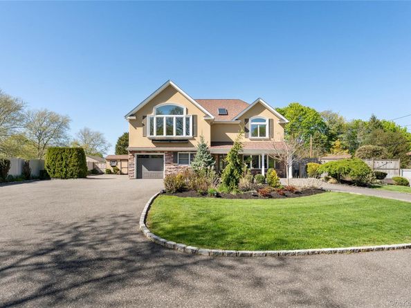 53 Burr Road, East Northport NY 11731