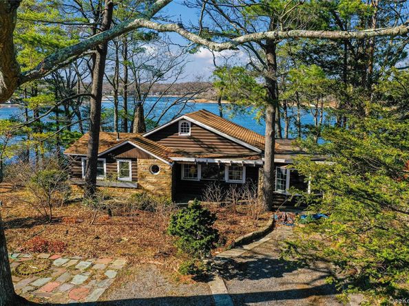 97 Lakeside Trail, Ridge NY 11961