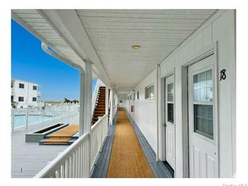 281 Dune Road