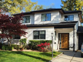 25 Lewis Lane