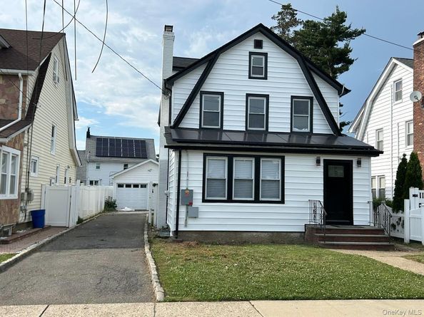 109 Leverich Street, Hempstead NY 11550