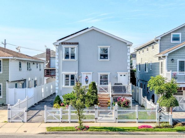 153 E Fulton Street, Long Beach NY 11561