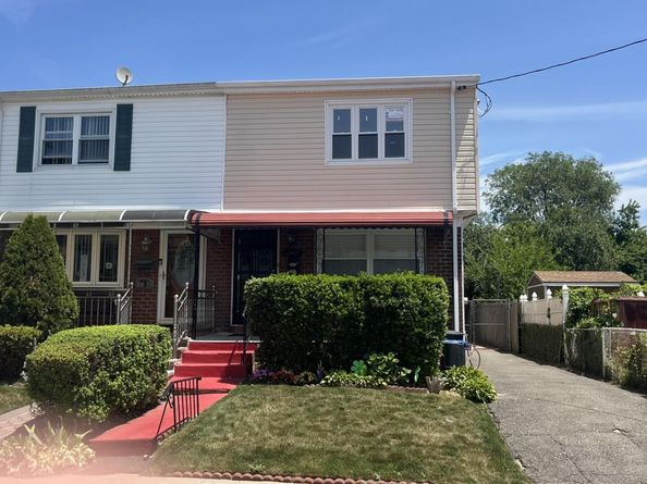 104-35 186th Street, Saint Albans NY 11412