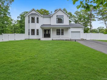 135 Elizabeth Way