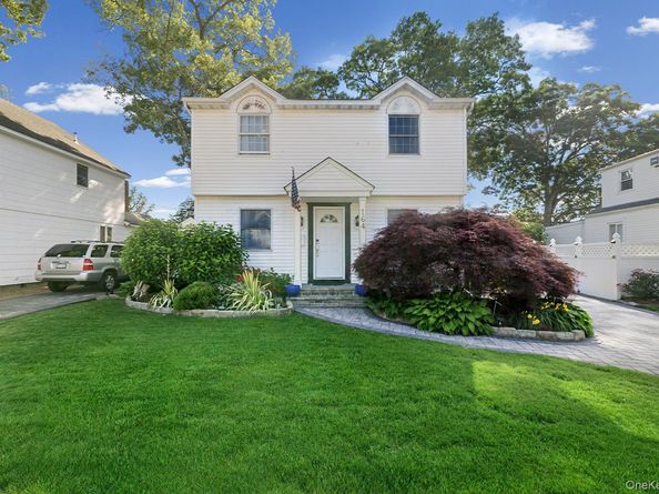164 Gordon Road, Valley Stream NY 11581