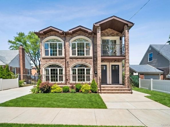 139-18 250 Street, Rosedale NY 11422