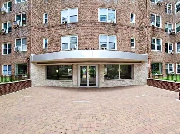 6360 102nd Street F14, Rego Park NY 11374