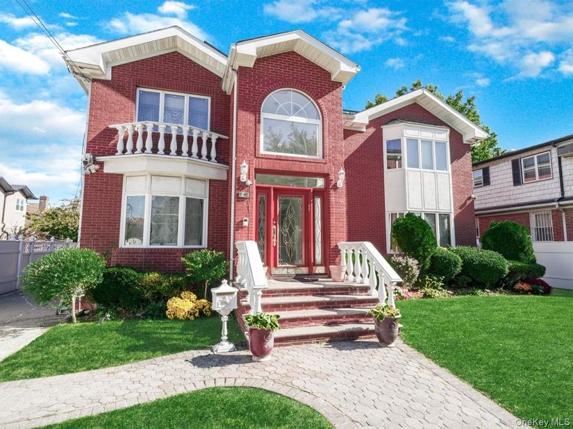 6515 172nd Street, Fresh Meadows NY 11365