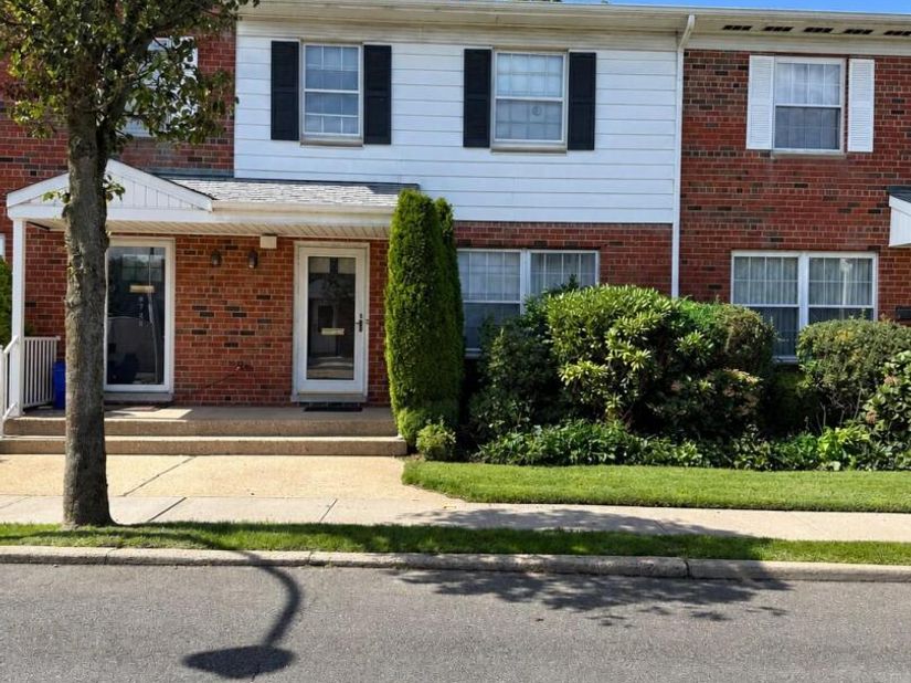 678 Front Street G, Hempstead NY 11550