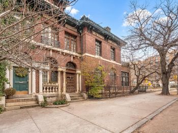 811 Riverside Drive