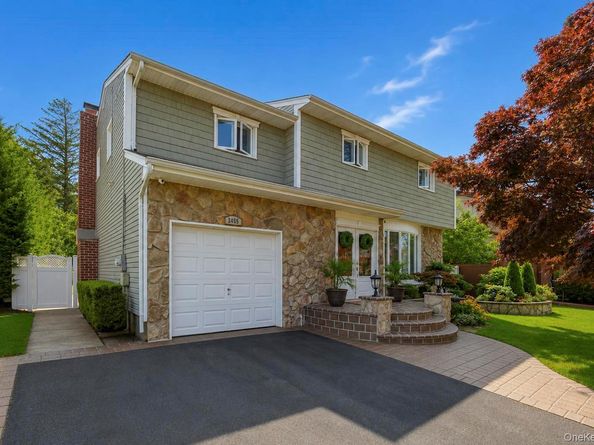 3455 Howard Boulevard, Baldwin NY 11510