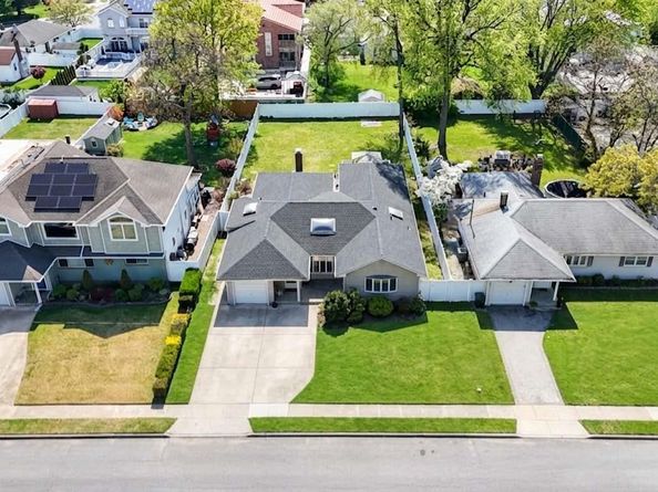 930 Balfour Street, Valley Stream NY 11580