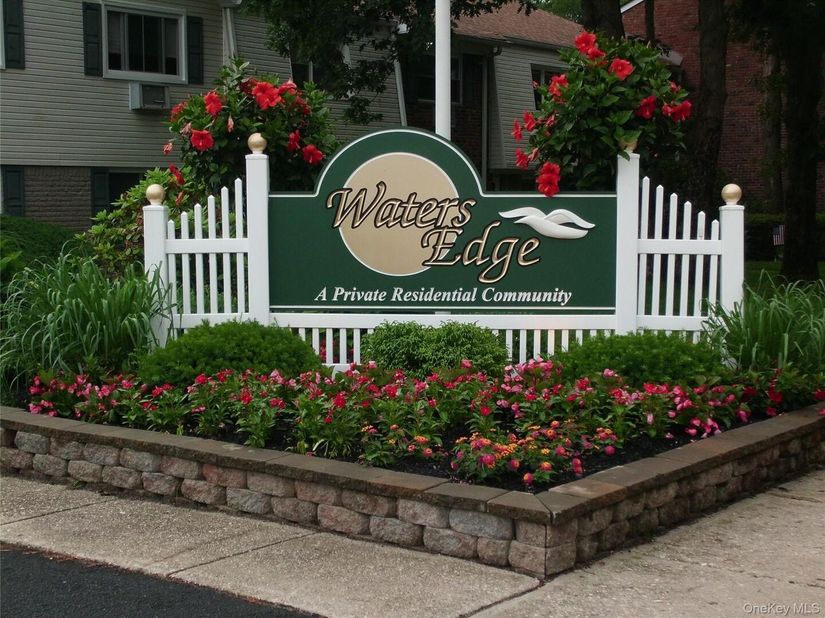 40-218 W 4th Street 218, Patchogue NY 11772