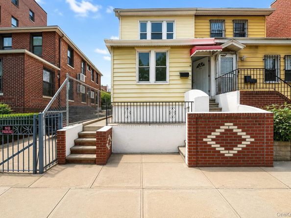 4043 69th Street, Woodside NY 11377