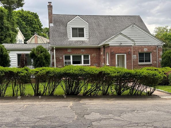 Undisclosed Address #1000840, Yonkers NY 10701