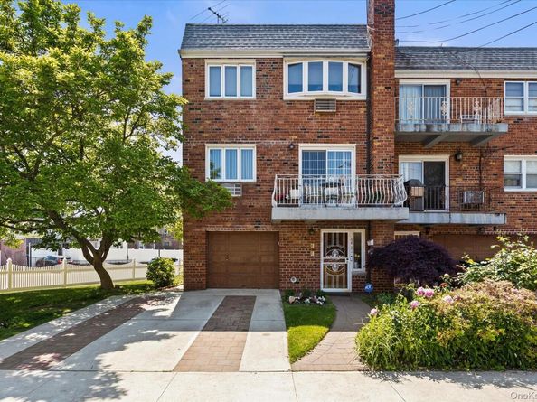 6432 77th Place, Middle Village NY 11379
