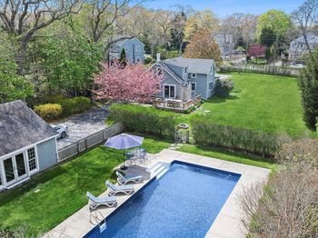 24 Baycrest Avenue