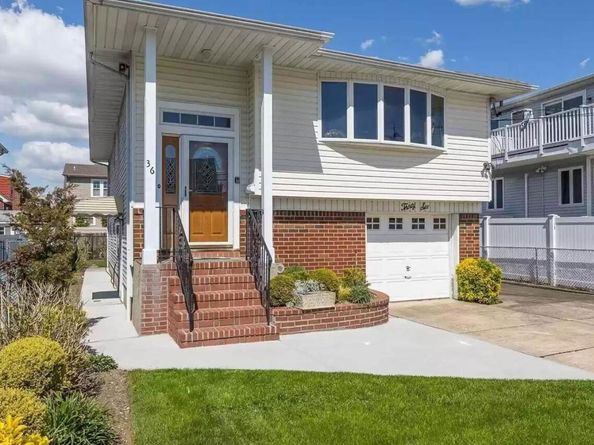 36 2nd Avenue, East Rockaway NY 11518