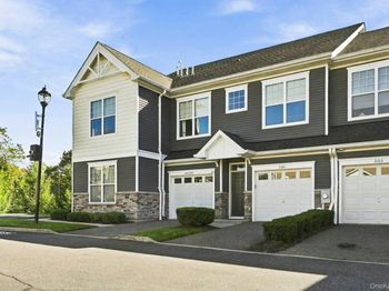 2105 Townhome Way