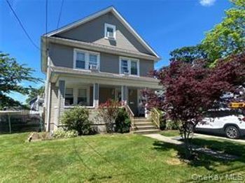 16 Burnett Avenue