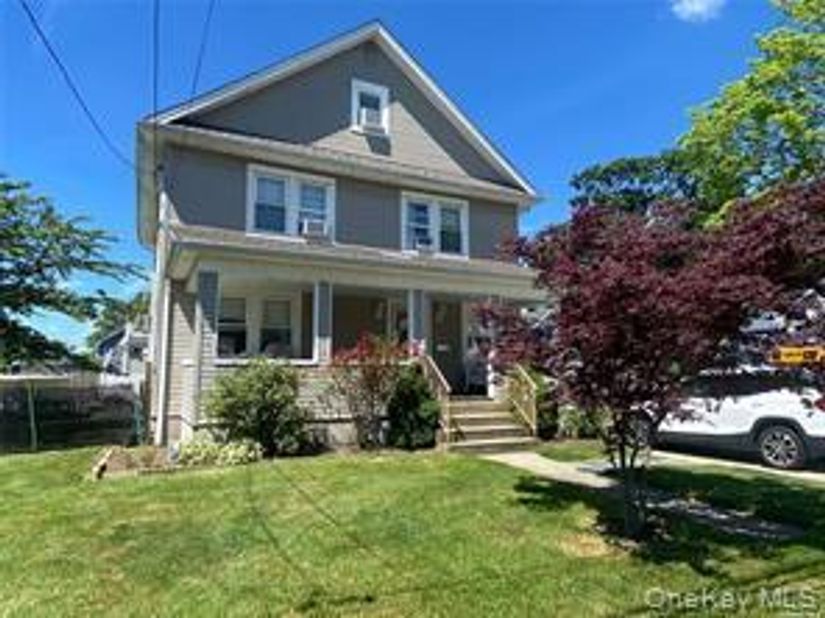 16 Burnett Avenue, Bay Shore NY 11706