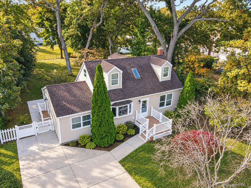 14 Bonnybill Drive, Centereach NY 11720