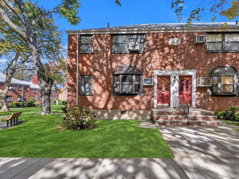 199-47 21st Avenue 1112, Whitestone NY 11357