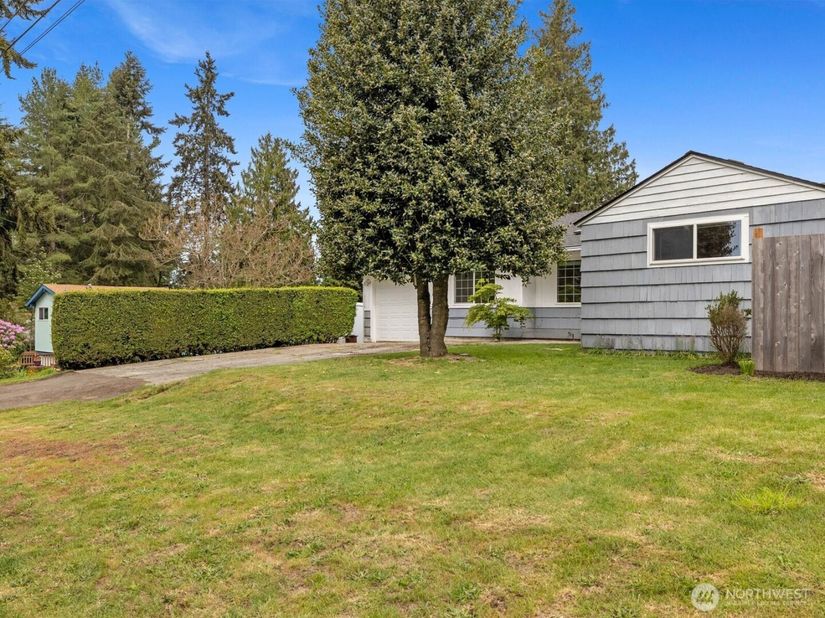 7631 201st Street SW, Edmonds WA 98206