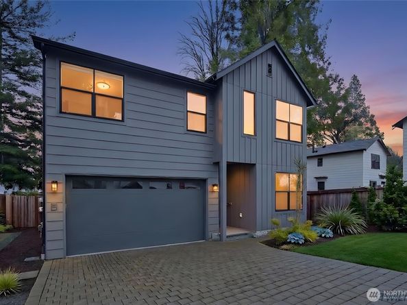 12332 38th Avenue NE, Seattle WA 98125