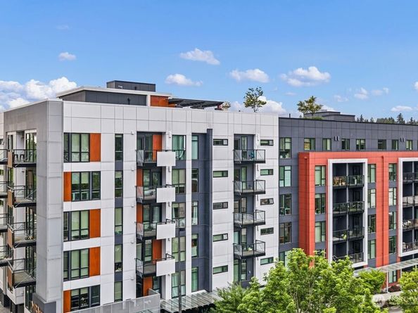 1085 103rd Avenue NE 100, Bellevue WA 98004