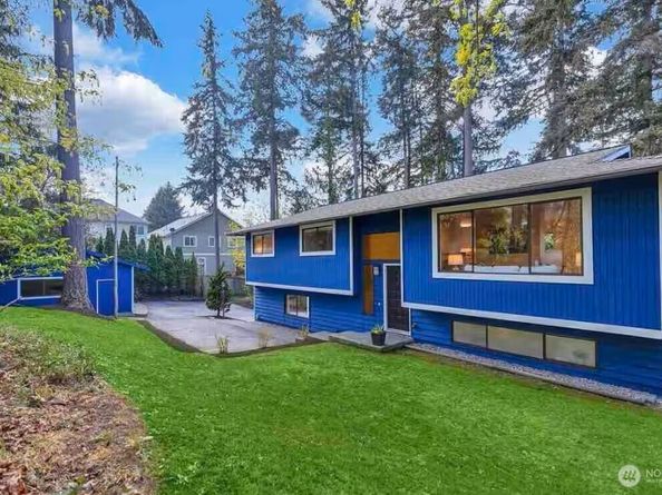 9550 132nd Avenue SE, Renton WA 98059