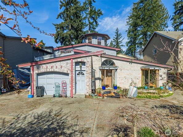 12238 NE 70th Street, Kirkland WA 98033